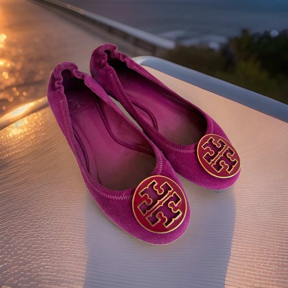 TORY BURCH REVA CLASSIC GOLD LOGO FUCHSIA PINK  BALLET FLATS US 6M